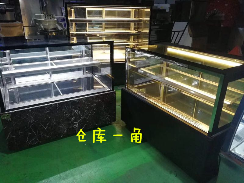 焊接機(jī)器人